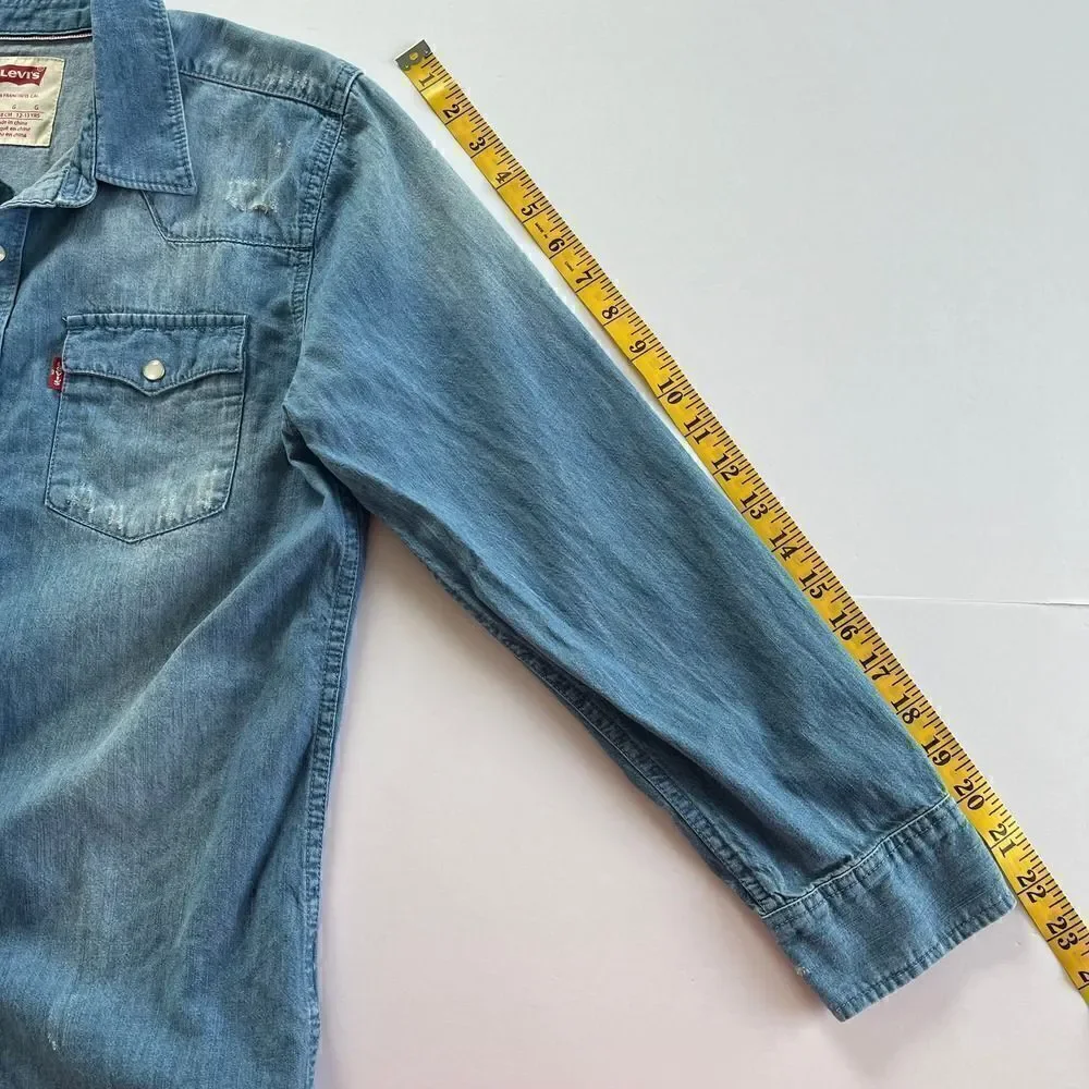 Levi's Barstow Western Pearl Snap Distressed Button Down, Girls Size Large 12-13